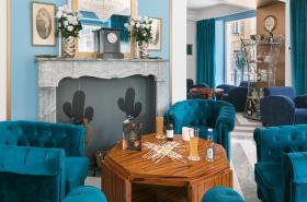The Jay Hotel - photo 21