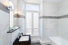 The Jay Hotel - photo 7