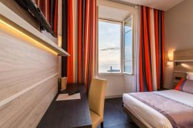 Hotel Le Saint Paul - photo 22