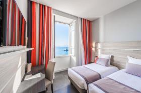 Hotel Le Saint Paul - photo 17