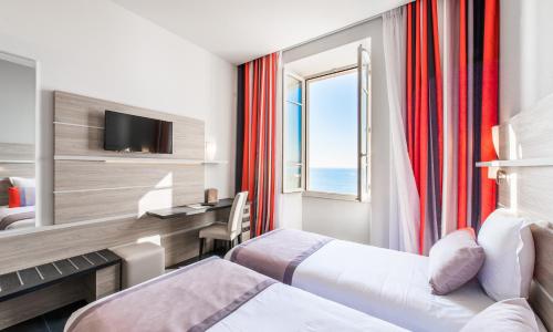 Hotel Le Saint Paul - photo 2