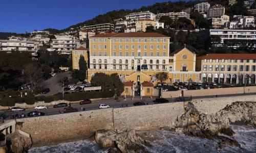 Hotel Le Saint Paul - photo 1