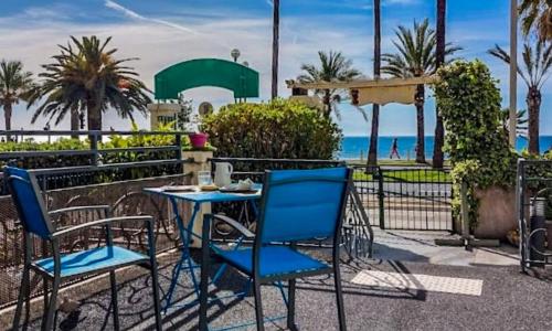 Hotel Flots d'Azur Promenade des Anglais - photo 2
