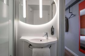 ibis budget Nice Aéroport - photo 11