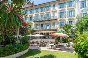 Hotel Villa Victoria - photo 4