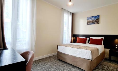 Evelia Hotels - photo 2