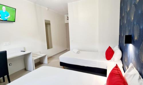 Evelia Hotels - photo 2